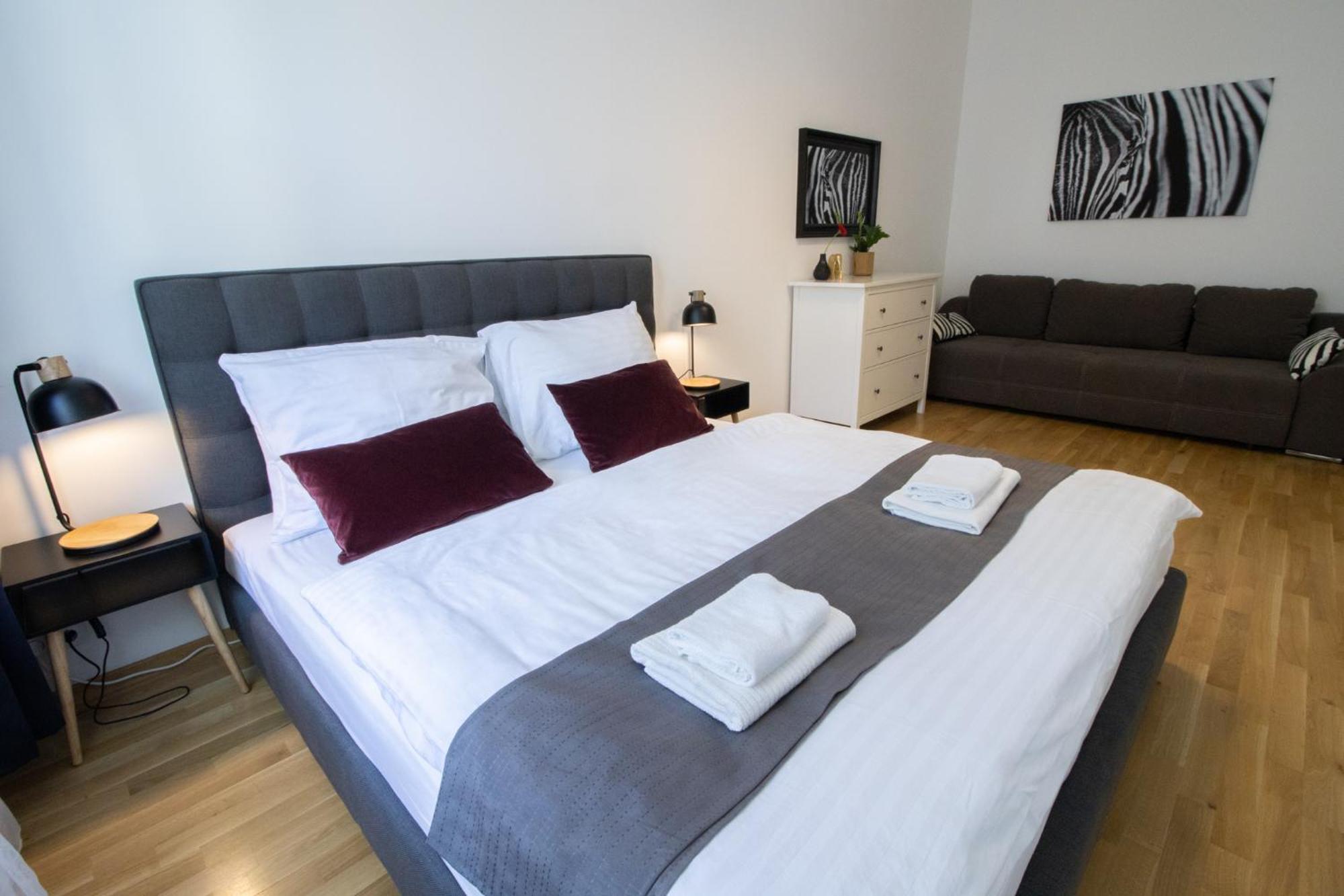 Krakovska Cr Apartments Прага Номер фото